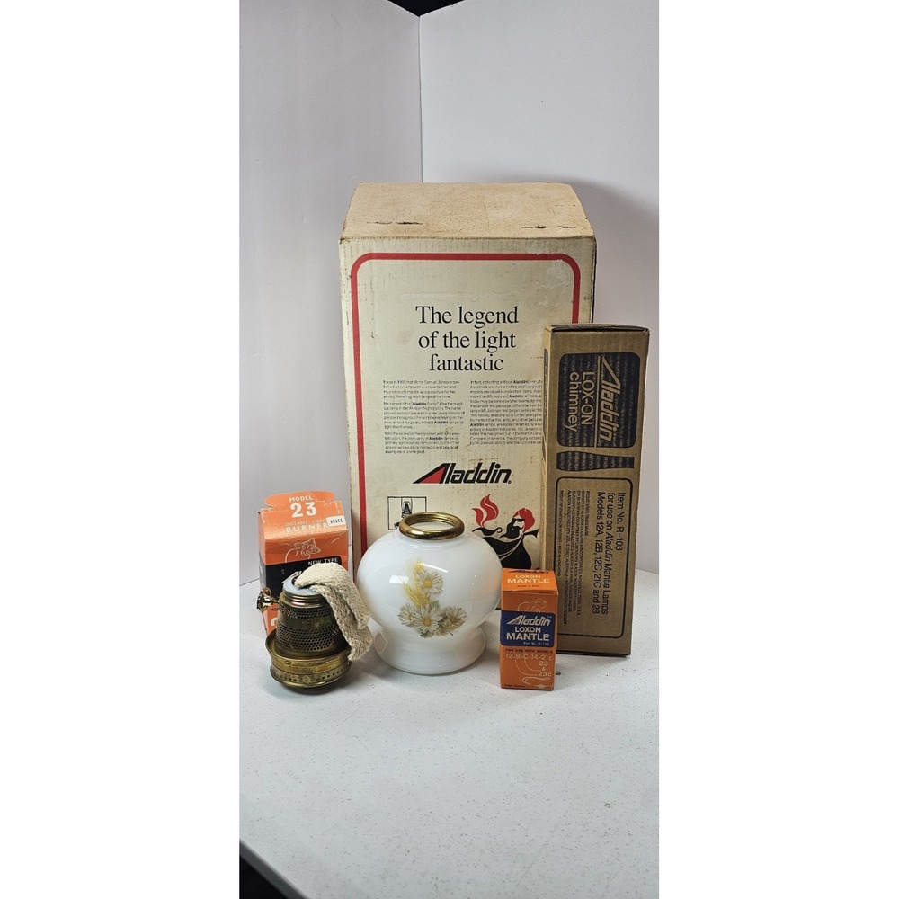 NOS Vintage Aladdin C-6104 Incandescent Oil Lamp New In Original‎ Box